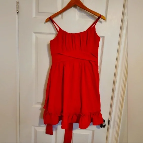 Red mini dress - Picture 2 of 7